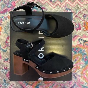 NWT Torrid Black and Brown Clog